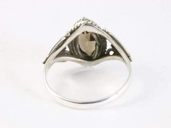 Fijne bewerkte zilveren ring met rookkwarts afbeelding 3