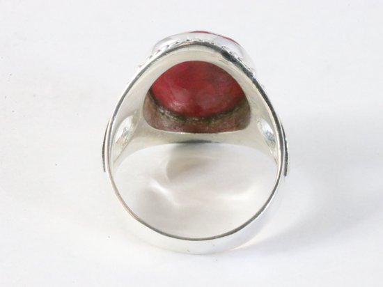 Bewerkte zilveren ring met robijn afbeelding 3