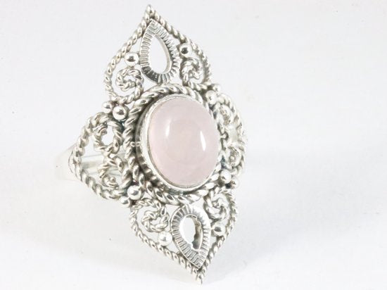Opengewerkte zilveren ring met rozenkwarts afbeelding 1