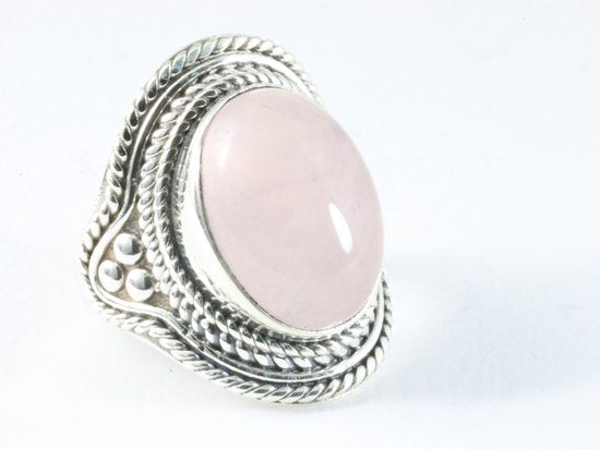 Bewerkte zilveren ring met rozenkwarts afbeelding 1