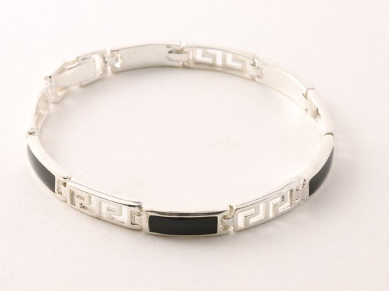 Opengewerkte hoogglans zilveren armband met onyx afbeelding 2