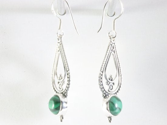 Lange opengewerkte zilveren oorbellen met malachiet afbeelding 2