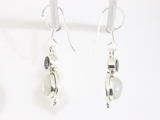 Fijne bewerkte zilveren oorbellen met regenboog maansteen en granaat afbeelding 2