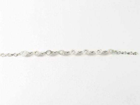 Fijn bewerkte zilveren schakelarmband met zoetwater parels afbeelding 2