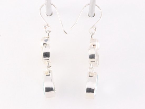 Zilveren oorbellen met blauwe en witte topaas en zoetwater parel afbeelding 2