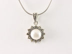 Fijne zilveren hanger met marcasiet en parel aan ketting afbeelding 4