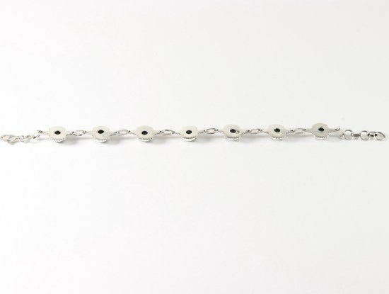 Bewerkte zilveren schakelarmband met smaragd afbeelding 3