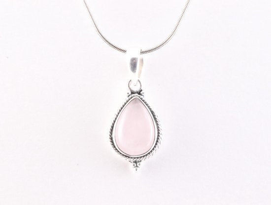 Bewerkte zilveren hanger met rozenkwarts aan ketting afbeelding 1