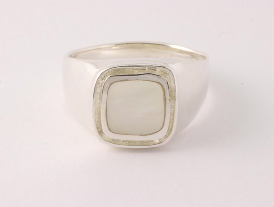 Zilveren zegelring met parelmoer afbeelding 4