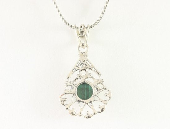 Fijne opengewerkte zilveren hanger met malachiet aan ketting afbeelding 3