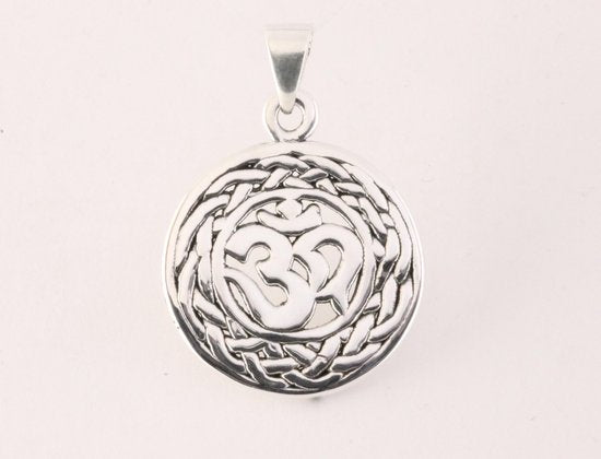 Ronde zilveren hanger met ohm teken afbeelding 4