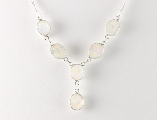 Fijne zilveren ketting met regenboog maansteen afbeelding 4