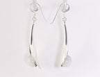 Lange druppelvormige zilveren oorbellen met regenboog maansteen afbeelding 2