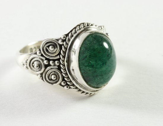 Bewerkte zilveren ring met jade afbeelding 1