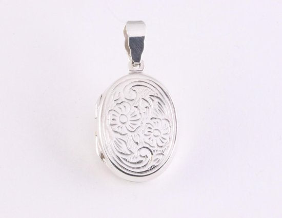Fijn ovaal zilveren medaillon met bloemengravering afbeelding 4