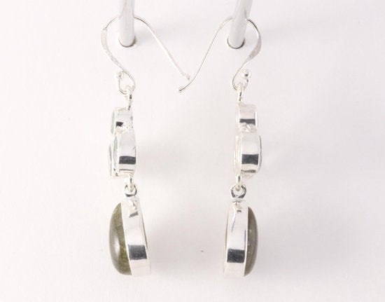 Zilveren oorbellen met labradoriet en blauwe topaas afbeelding 2