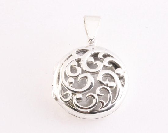 Rond opengewerkt zilveren medaillon afbeelding 4