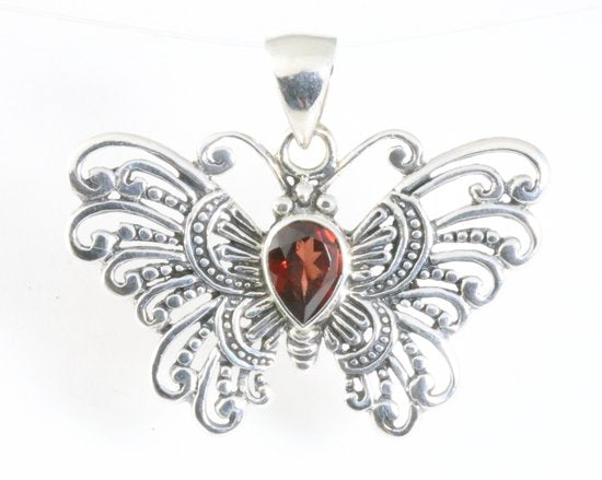 Zilveren vlinder hanger met granaat afbeelding 1