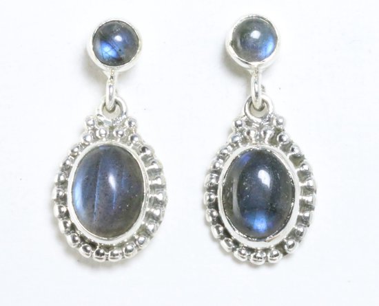 Bewerkte zilveren oorstekers met labradoriet afbeelding 1