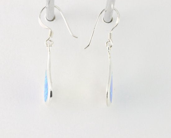 Druppelvormige zilveren oorbellen met Australische opaal afbeelding 2