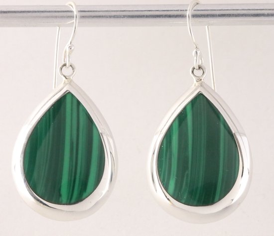 Grote druppelvormige zilveren oorbellen met malachiet afbeelding 1