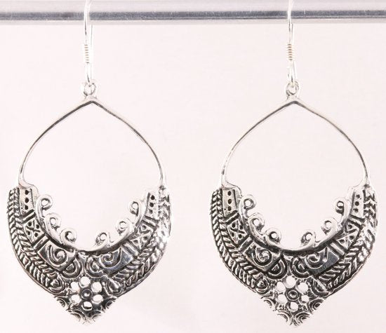 Traditionele bewerkte lange zilveren oorbellen afbeelding 1