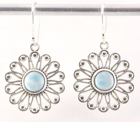 Grote opengewerkte zilveren oorbellen met larimar afbeelding 1