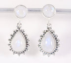 Bewerkte zilveren oorstekers met regenboog maansteen afbeelding 1