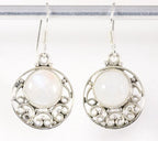 Ronde opengewerkte zilveren oorbellen met regenboog maansteen afbeelding 1