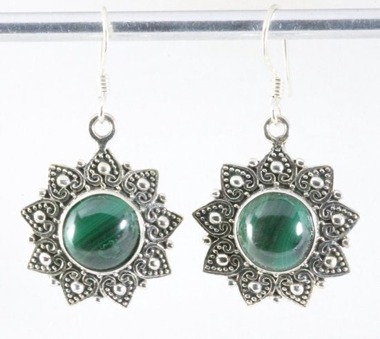 Bewerkte zilveren oorbellen met malachiet afbeelding 1