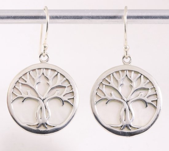 Ronde zilveren oorbellen met levensboom op parelmoer afbeelding 1