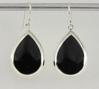 Grote druppelvormige zilveren oorbellen met onyx afbeelding 4