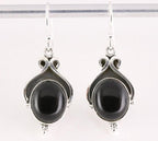 Bewerkte zilveren oorbellen met onyx afbeelding 1