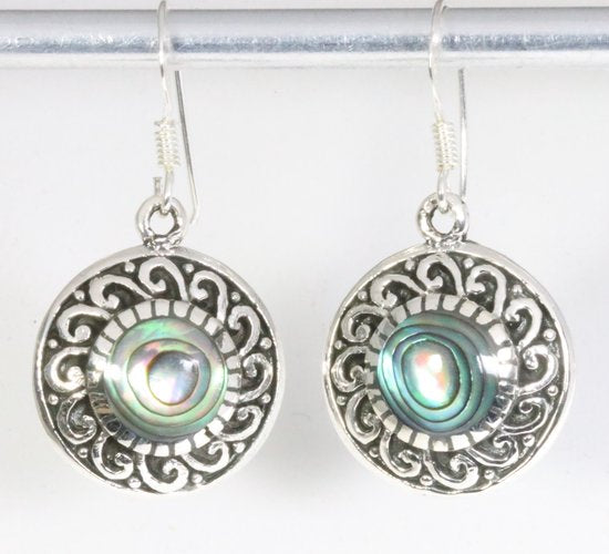 Bewerkte ronde zilveren oorbellen met abalone schelp afbeelding 1