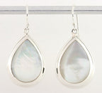 Grote druppelvormige zilveren oorbellen met parelmoer afbeelding 1