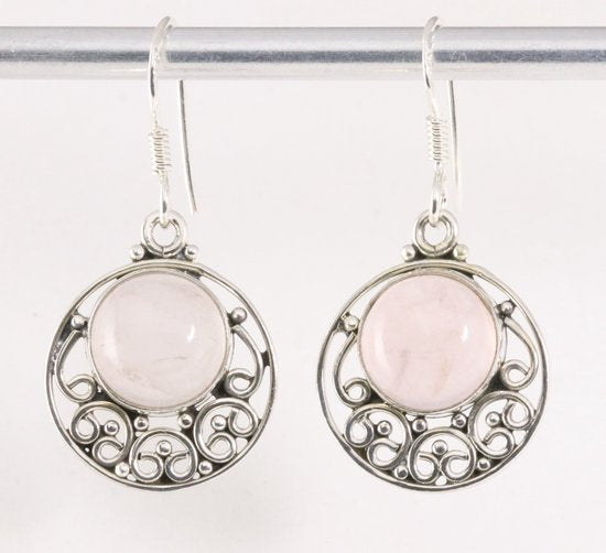 Ronde opengewerkte zilveren oorbellen met rozenkwarts afbeelding 1