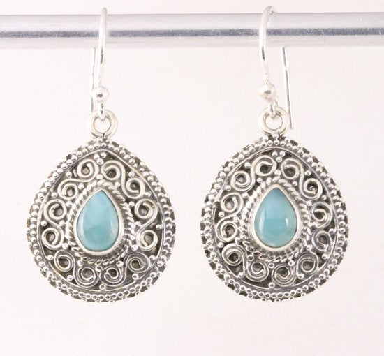 Traditionele bewerkte zilveren oorbellen met aquamarijn afbeelding 1