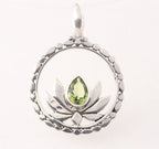 Ronde zilveren lotus bloem hanger met peridoot afbeelding 1