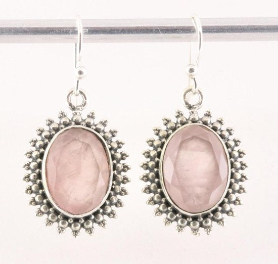 Bewerkte zilveren oorbellen met rozenkwarts afbeelding 1