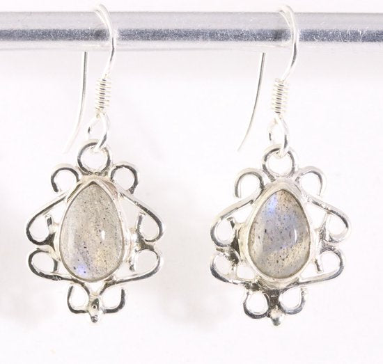 Fijne opengewerkte zilveren oorbellen met labradoriet afbeelding 1