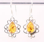 Fijne opengewerkte zilveren oorbellen met amber afbeelding 1