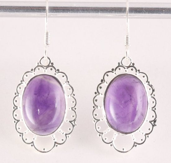 Opengewerkte zilveren oorbellen met amethist afbeelding 1
