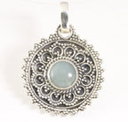 Ronde bewerkte zilveren hanger met aquamarijn afbeelding 1