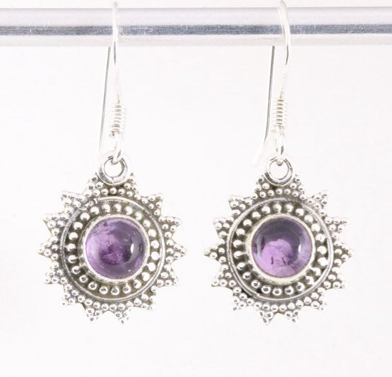 Fijne bewerkte zilveren oorbellen met amethist afbeelding 1