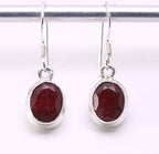 Fijne ovale zilveren oorbellen met robijn afbeelding 1