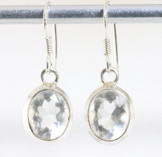Fijne ovale zilveren oorbellen met bergkristal afbeelding 1