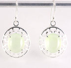 Opengewerkte zilveren oorbellen met prehniet afbeelding 1