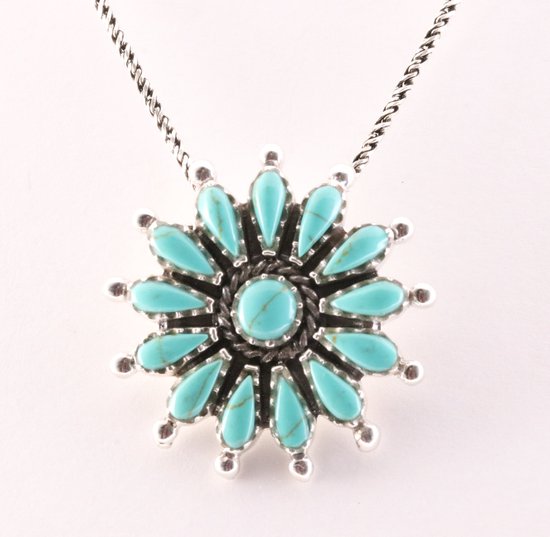 Bloemvormige zilveren hanger met groene turkoois aan ketting afbeelding 1