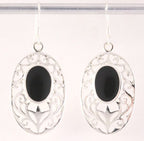 Grote opengewerkte zilveren oorbellen met onyx afbeelding 1