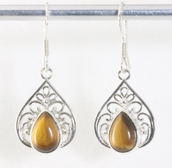 Opengewerkte zilveren oorbellen met tijgeroog afbeelding 1
